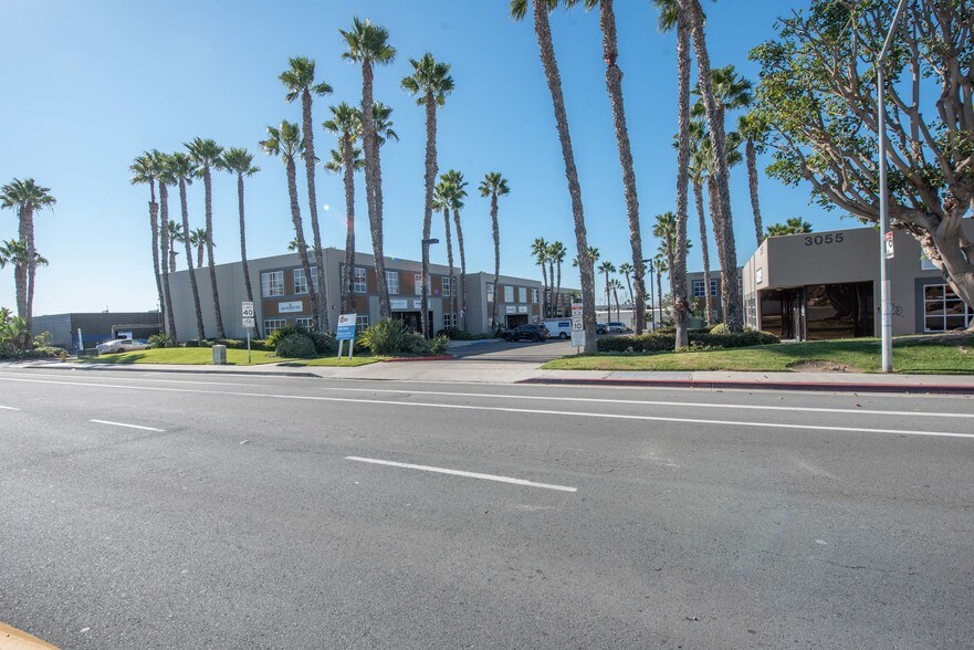 More Photos Of 3085 Beyer Blvd, San Diego Unknown For Sale