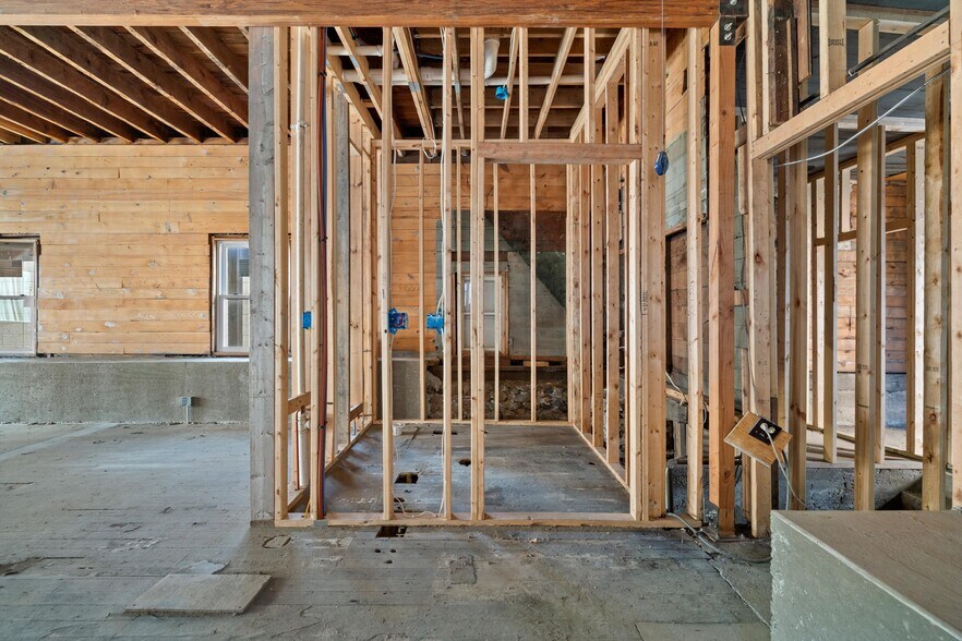 More Photos Of 1030 Main St, Union Grove Storefront Retail Residential For Sale