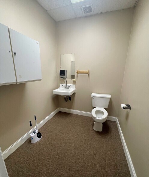 More Photos Of 4819 Highway 58, Chattanooga Self Storage For Lease