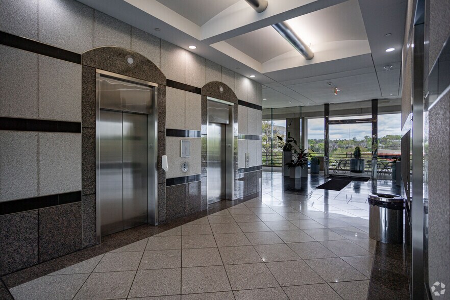 More Photos Of 15 Century Blvd, Nashville Office For Lease