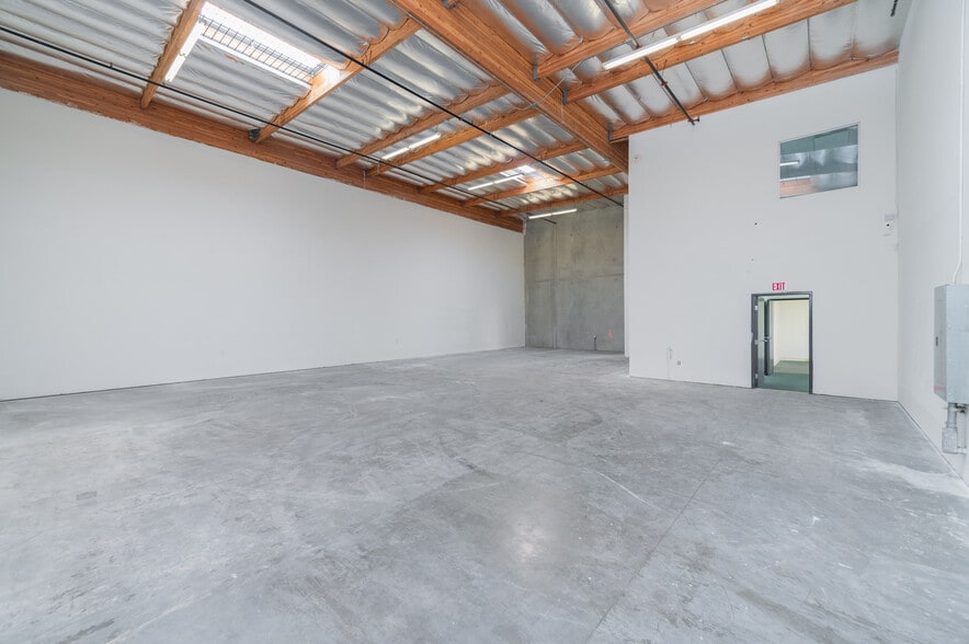 More Photos Of 12346 Valley Blvd, El Monte Warehouse For Sale