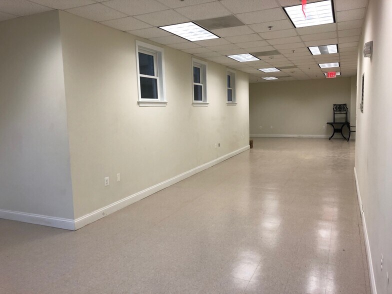 More Photos Of 532 N Washington St, Alexandria Storefront Retail Office For Lease