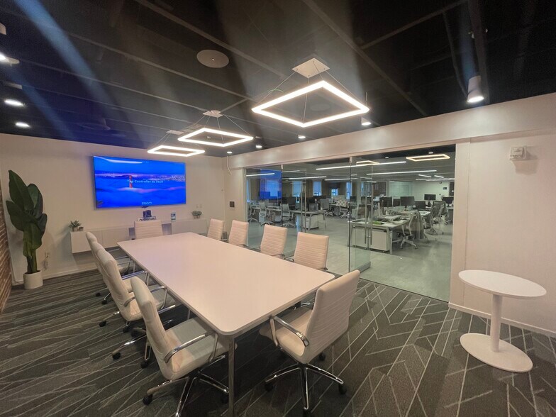 More Photos Of 237-239 2nd Ave S, Saint Petersburg Medical For Lease