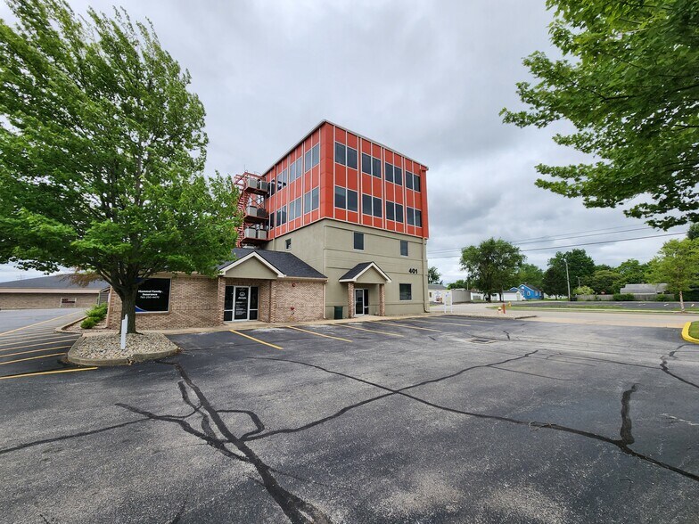 More Photos Of 401 S Earl Ave, Lafayette Office For Lease