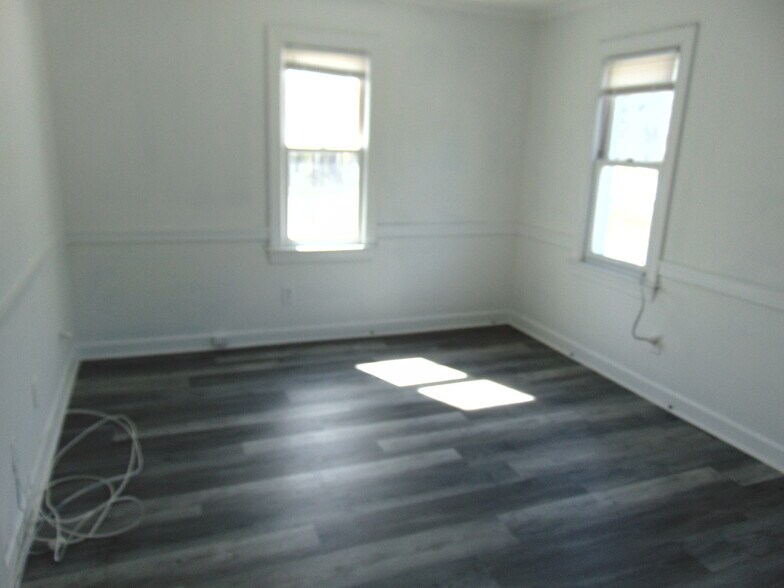 More Photos Of 2897 Mountain Industrial Blvd, Tucker Medical For Sale