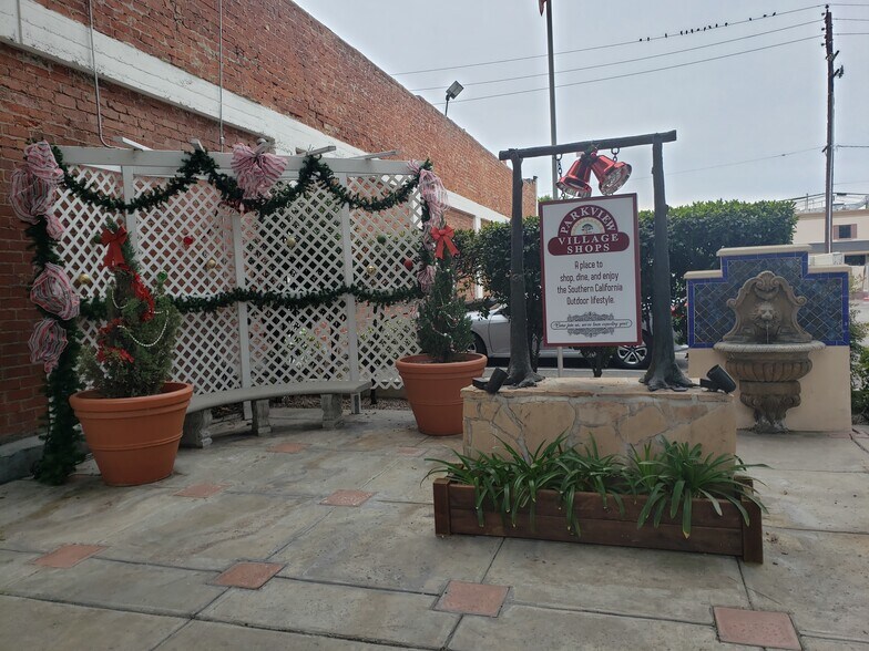 More Photos Of 4101-4105 N Bellflower Blvd, Long Beach Unknown For Lease