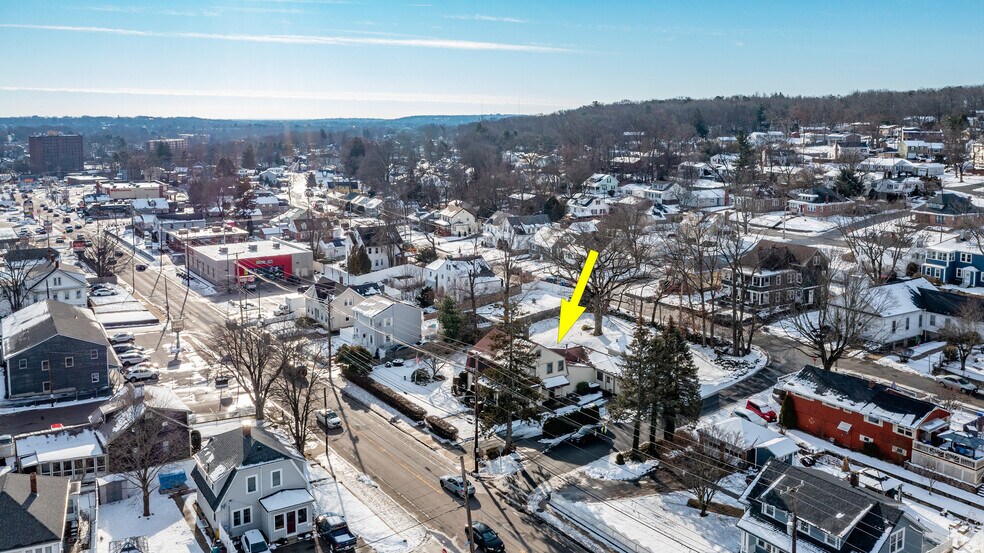 More Photos Of 90 Putnam Pike, Johnston Flex For Sale