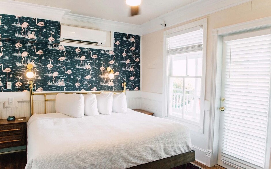 More Photos Of 51 Avenue C, Apalachicola Hotel For Sale
