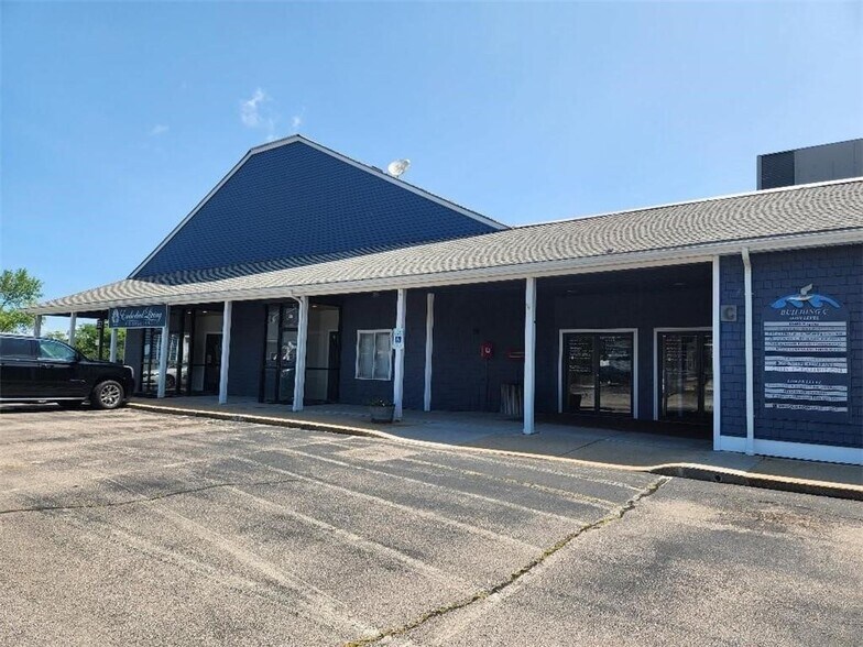 More Photos Of 140 Point Judith Rd, Narragansett Storefront Retail Office For Sale