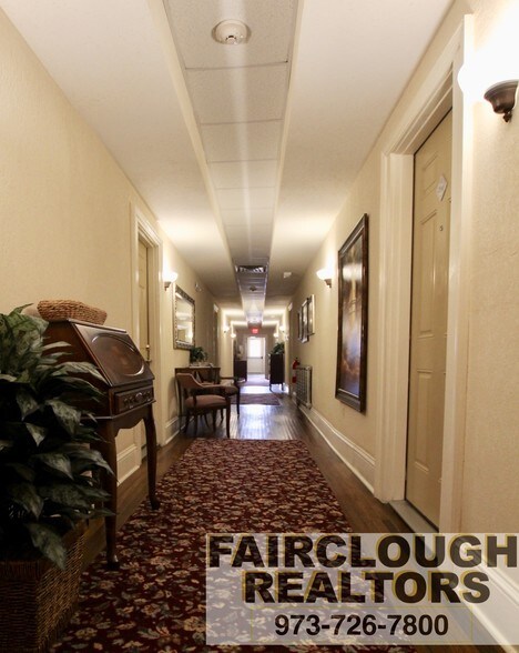 More Photos Of 430 Front St, Belvidere Hotel For Sale