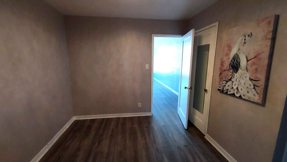 More Photos Of 630-632 El Camino Real, San Carlos Storefront For Sale