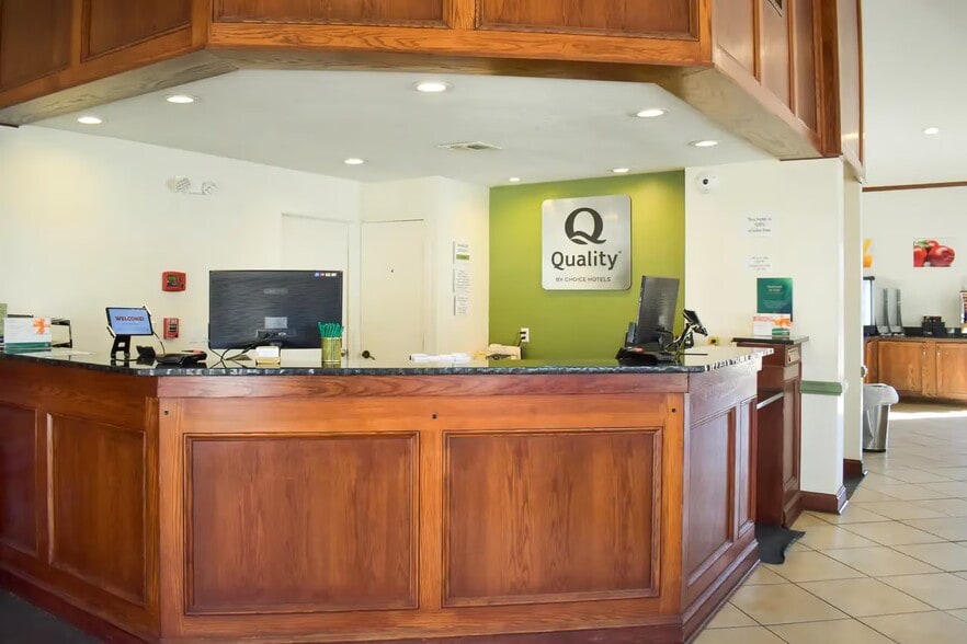More Photos Of 555 Garden of the Gods Rd, Colorado Springs Hotel For Sale