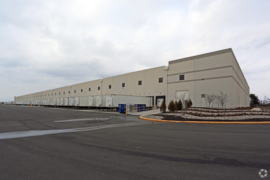 More Photos Of 200 Arlington Blvd, Logan Township Distribution For Lease