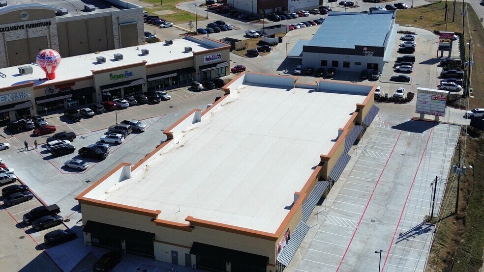 More Photos Of 25414 Northwest Fwy, Cypress Unknown For Lease