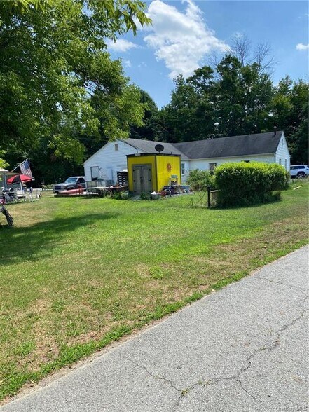 More Photos Of 12 River Rd, Barryville Apartments For Sale