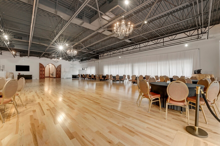 More Photos Of 1530-1550 SW 8th St, Boynton Beach General Retail For Sale