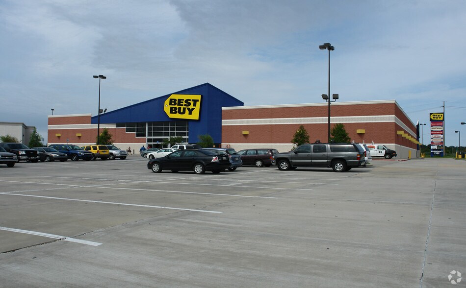 More Photos Of 5915 Bluebonnet Blvd, Baton Rouge Unknown For Lease