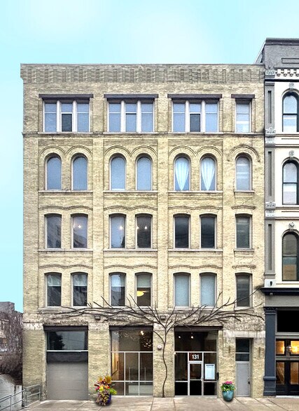 Primary Photo Of 131 W Seeboth St, Milwaukee Office For Lease