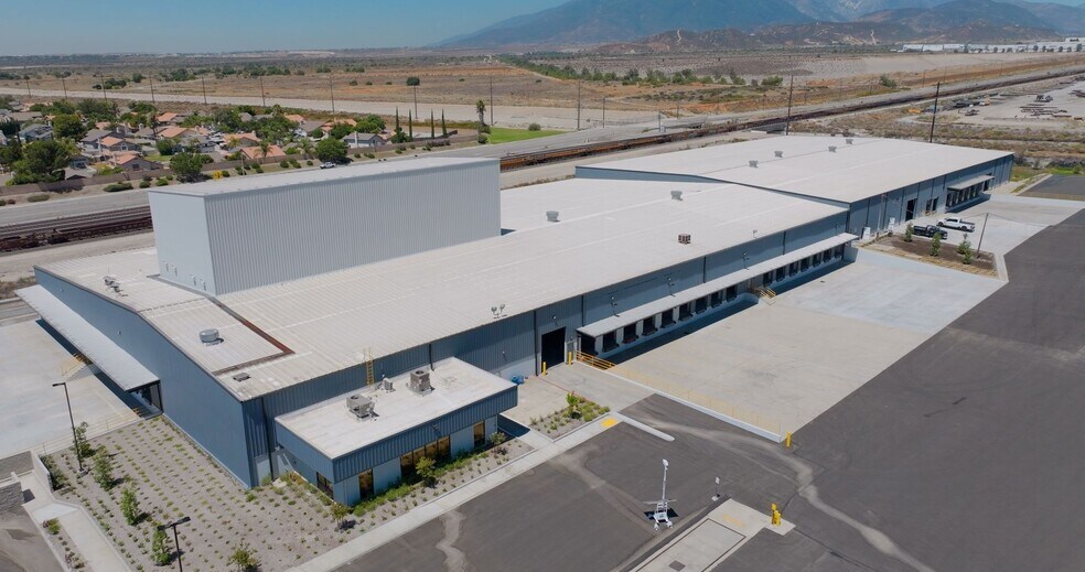 More Photos Of 2765 Lexington Way, San Bernardino Truck Terminal For Lease