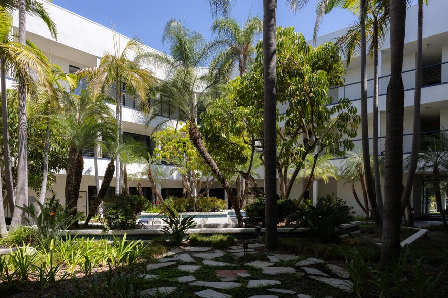 More Photos Of 1403 N Tustin Ave, Santa Ana Medical For Lease