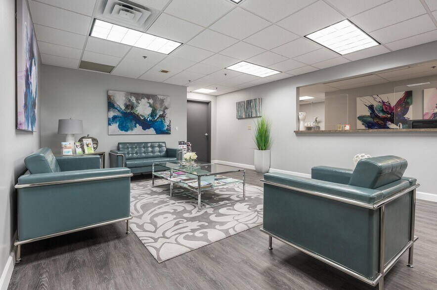 More Photos Of 961 Spring Creek Rd, East Ridge Medical For Lease