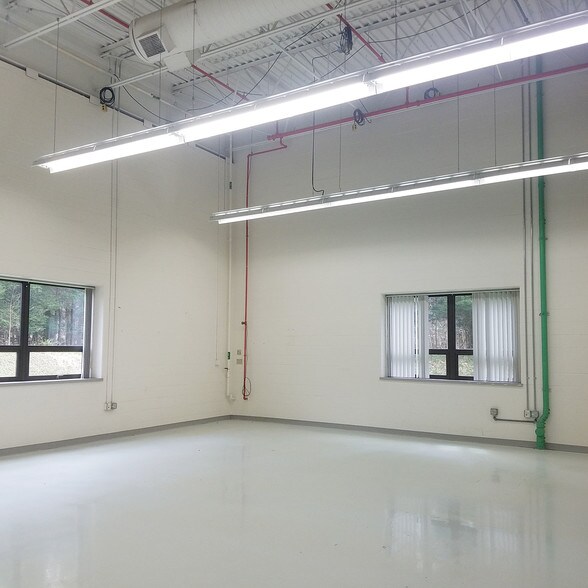 More Photos Of 1 Precision Way, Jamestown Distribution For Sale