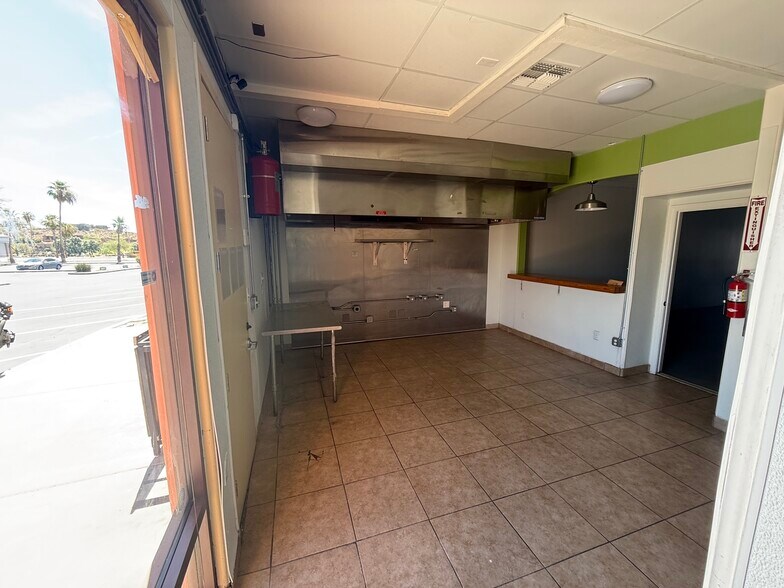 More Photos Of 16842 E Parkview Ave, Fountain Hills Restaurant For Lease