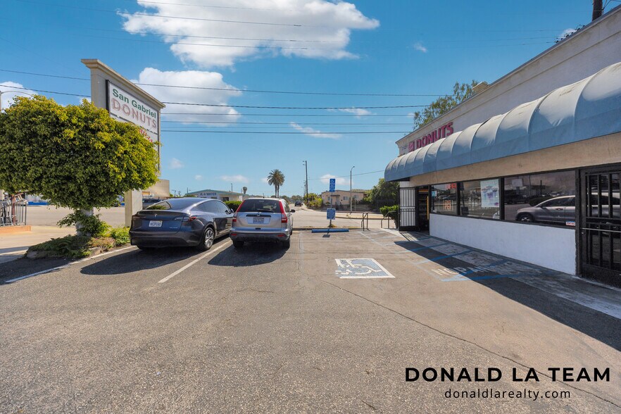 More Photos Of 2121-2125 San Gabriel Blvd, Rosemead General Retail For Sale