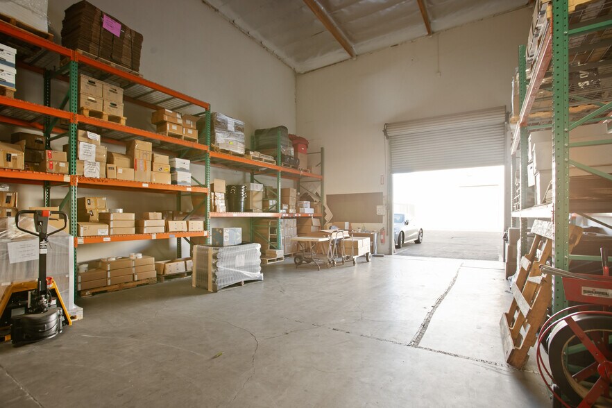 More Photos Of 1345 S Lewis St, Anaheim Warehouse For Sale