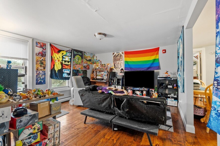 More Photos Of 22 Goddard St, Southbridge Apartments For Sale