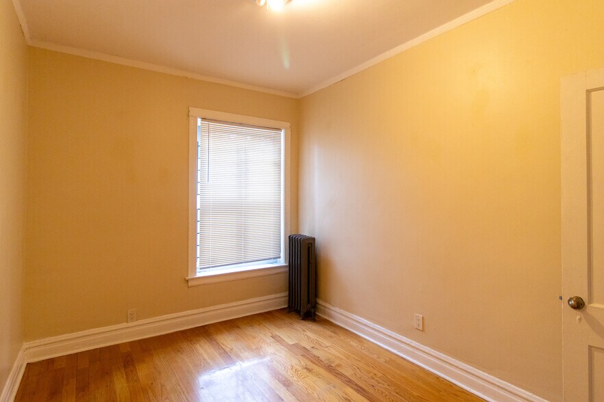 More Photos Of , Chicago Multifamily For Sale