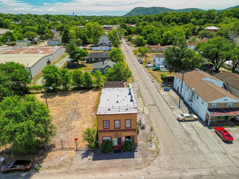More Photos Of 630 Bridge St SW, Roanoke Storefront Retail Residential For Sale