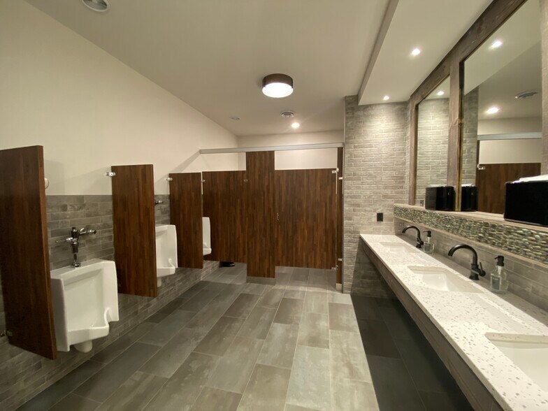 More Photos Of , Courtland Unknown For Sale