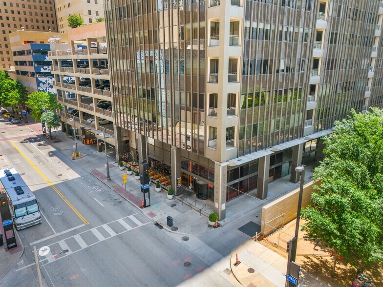 More Photos Of 1200 Main, Dallas Apartments For Sale