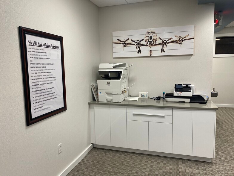 More Photos Of 1908-1932 Highland Oaks Blvd, Lutz Medical For Lease