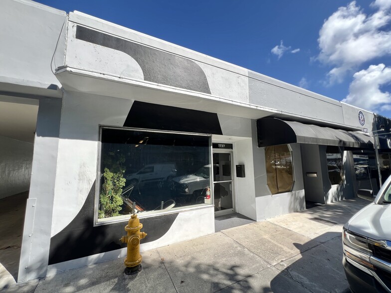 More Photos Of 1727-1743 Coral Way, Miami Freestanding For Sale