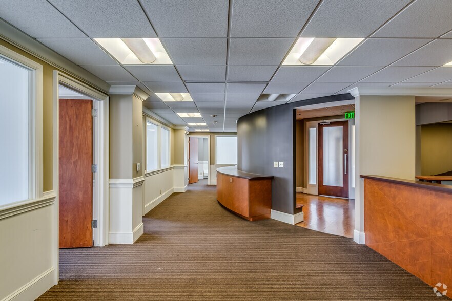 More Photos Of 225 E Mason St, Milwaukee Office Residential For Sale