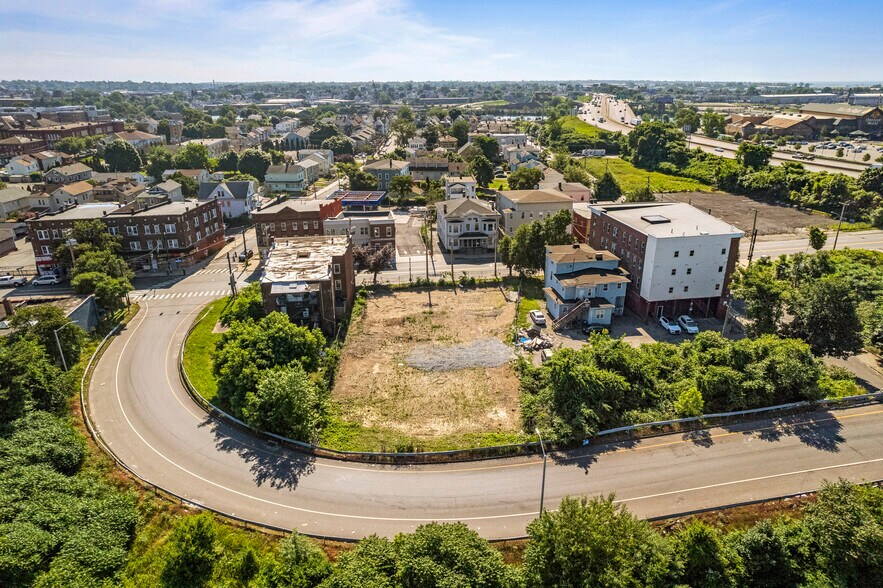 More Photos Of 439-449 E Main St, Bridgeport Land For Sale