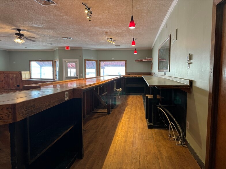 More Photos Of 167 Slater Ave, Jewett City Storefront Retail Office For Lease