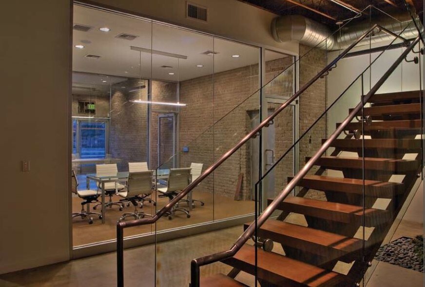 More Photos Of 1017-1021 N Central Ave, Phoenix Loft Creative Space For Lease