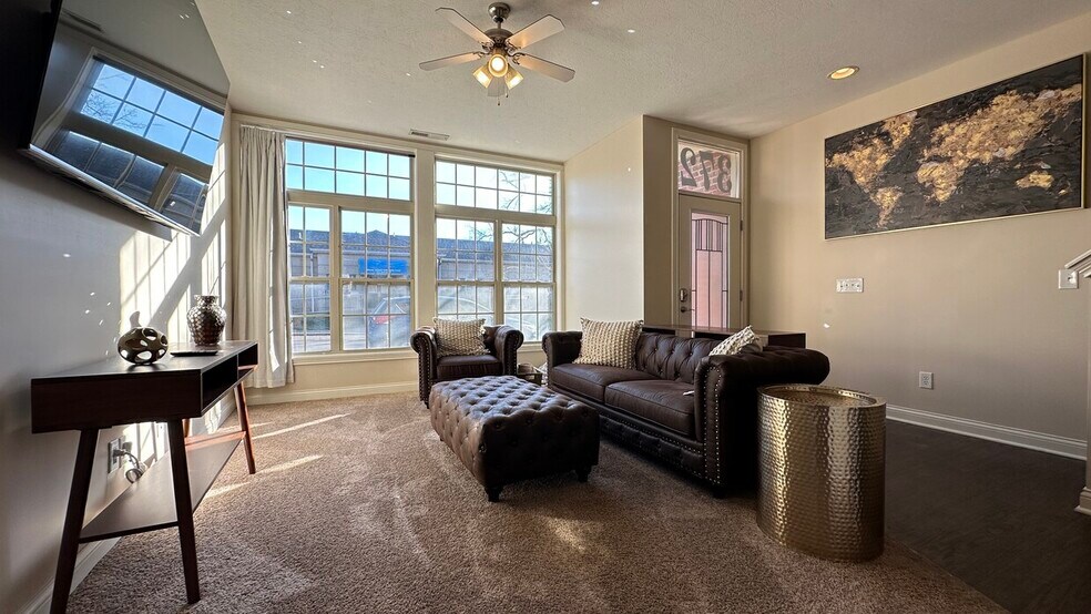 More Photos Of 342 S Washington St, Bloomington Apartments For Sale