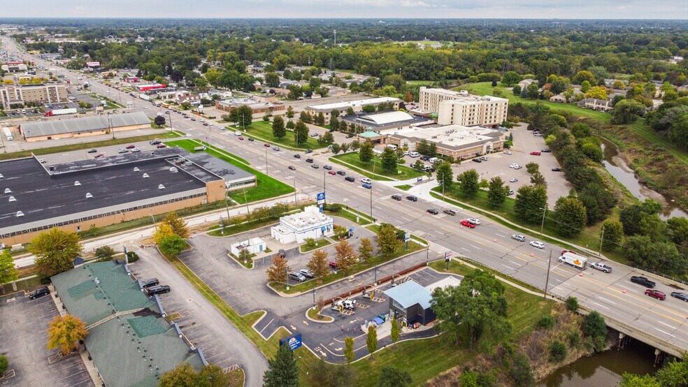 More Photos Of 31785 Van Dyke Ave, Warren Carwash For Sale
