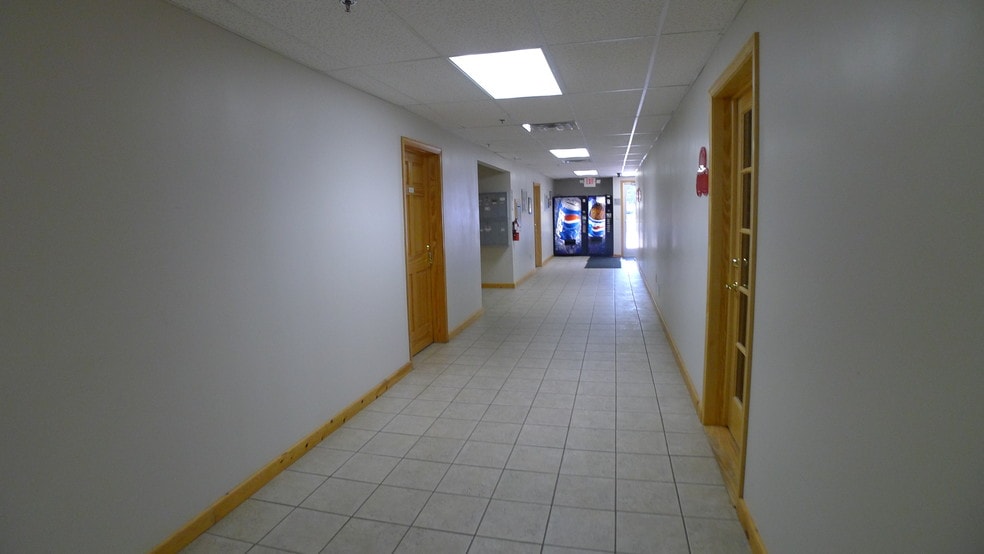 More Photos Of 4020 Minnehaha Ave, Minneapolis Office For Lease