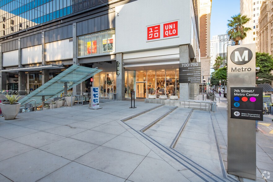 More Photos Of 700 S Flower St, Los Angeles Office For Lease