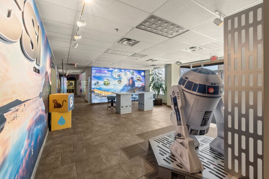 More Photos Of 840 S Pickett St, Alexandria Manufacturing For Sale