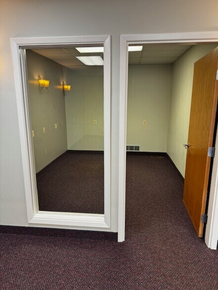 More Photos Of 59 D Monroe Ave, Pittsford Medical For Lease