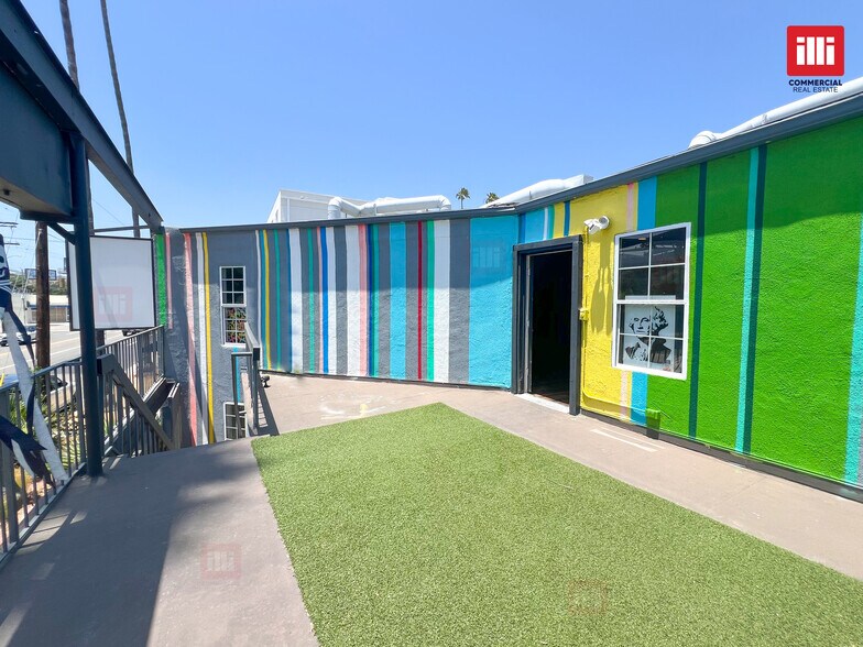 More Photos Of 13257-13259 Moorpark St, Sherman Oaks Office Residential For Sale