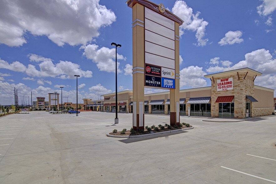 More Photos Of 24515 Katy Fwy, Katy General Retail For Lease
