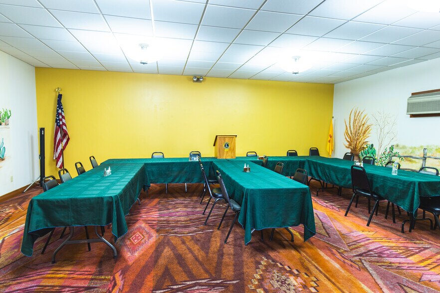 More Photos Of 1765 S Main St, Las Cruces Hotel For Sale