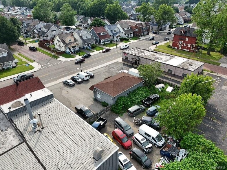 More Photos Of 416-426 Abbott Rd, Buffalo Auto Repair For Sale
